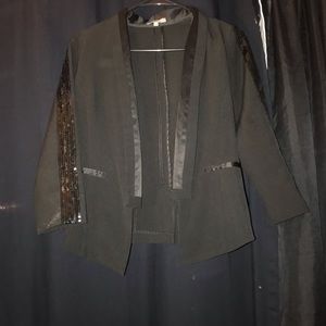 BLACK SEQUENCED BLAZER